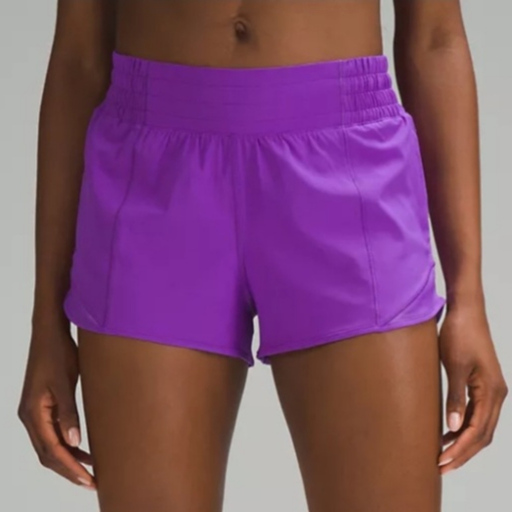 Lululemon Hotty Hot HR 2.5" Shorts, Atomic Purple, 6,  NWT